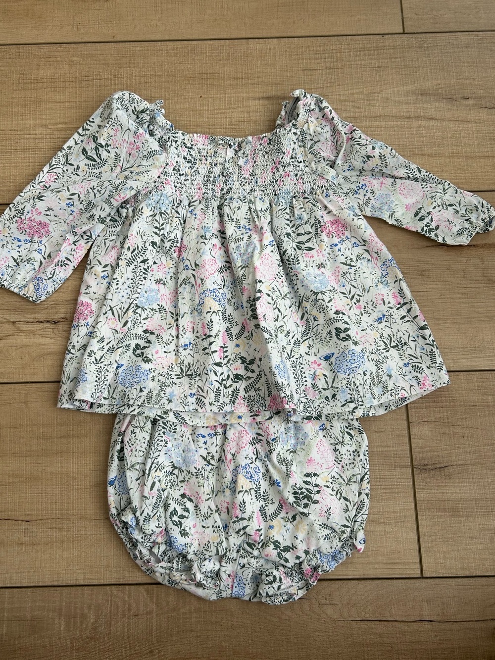 EUC Janie and Jack Girl’s Bundle 12-18Months - Picture 11 of 13